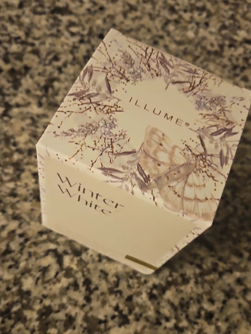 Illume Winter White Decorative Candle Box - White & Lavender